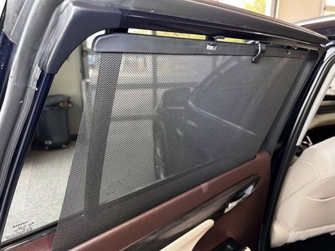 Certified 2020 Toyota Highlander Platinum image 44