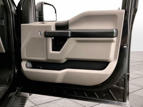 Used 2015 Ford F150 XL w/ Equipment Group 101A Mid AWD/4WD image 24