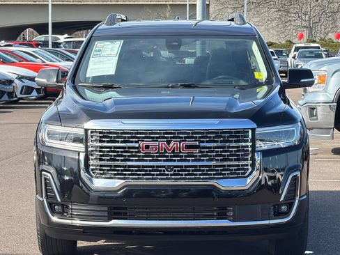 Used 2023 GMC Acadia Denali w/ Black Diamond Edition image 9