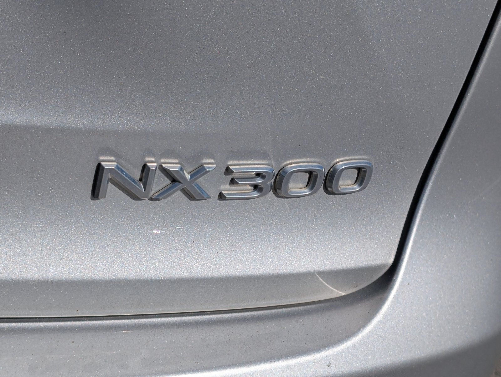 Used 2019 Lexus NX 300 FWD image 5