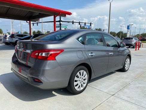 Used 2019 Nissan Sentra S FWD image 6