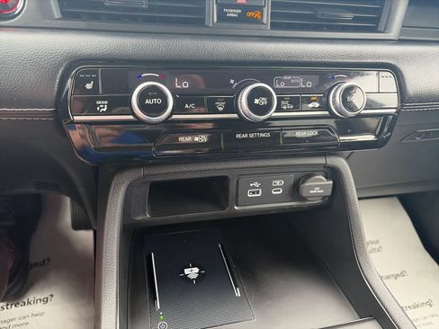Used 2023 Honda Pilot Touring image 25
