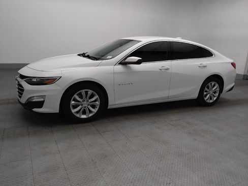 Used 2024 Chevrolet Malibu LT FWD image 2