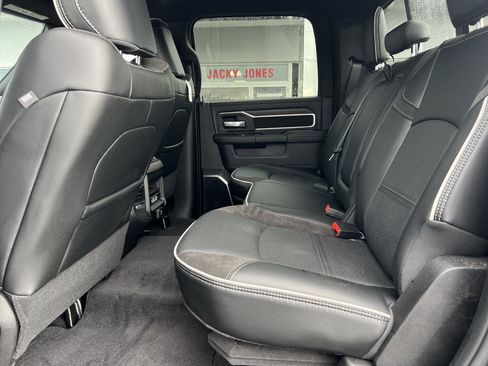 Used 2025 RAM 2500 Laramie image 11