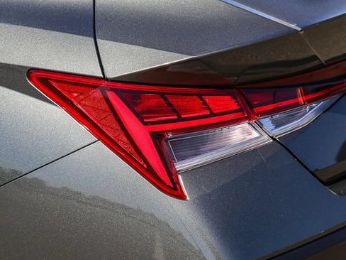 New 2026 Hyundai Elantra Limited FWD image 10