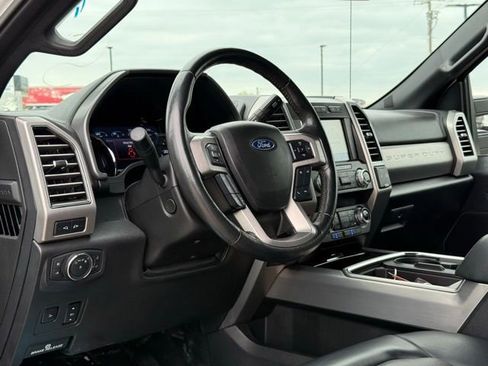 Used 2020 Ford F450 Platinum w/ FX4 Off-Road Package image 22