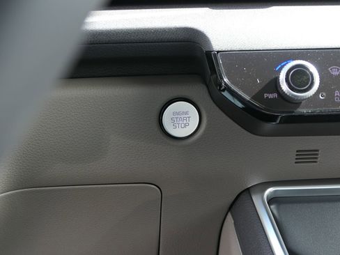 New 2026 Kia Carnival SX image 16