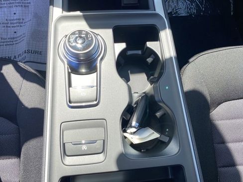 New 2024 Ford Edge SE image 17