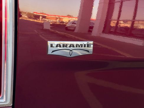 Used 2018 RAM 3500 Laramie image 40