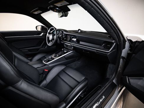 Certified 2023 Porsche 911 Turbo S AWD/4WD image 27
