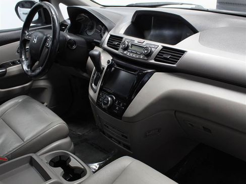 Used 2015 Honda Odyssey EX-L image 10