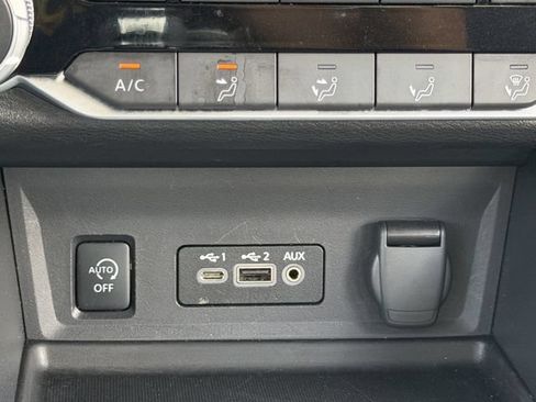 Certified 2025 Nissan Sentra SV FWD image 15