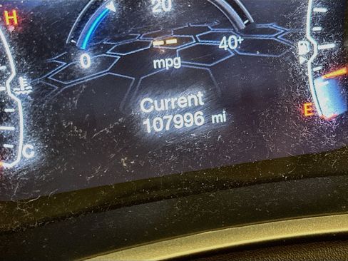 Used 2018 Jeep Compass Latitude w/ Popular Equipment Group AWD/4WD image 19