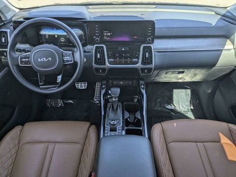 Used 2023 Kia Sorento SX Prestige AWD/4WD image 14