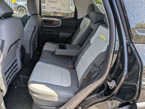 New 2026 Ford Bronco Sport Badlands w/ Sasquatch Badlands Package AWD/4WD image 13