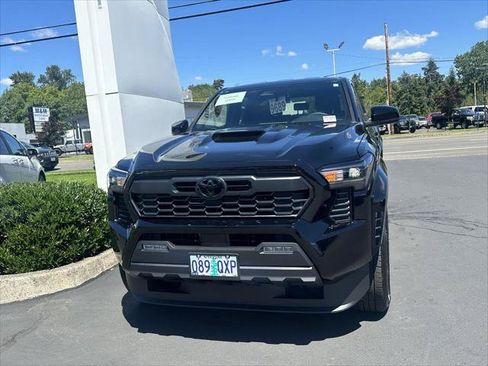 Certified 2026 Toyota Tacoma TRD Sport AWD/4WD image 12