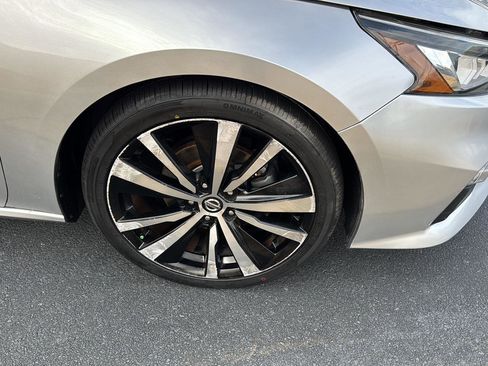 Used 2020 Nissan Altima 2.5 SR image 35