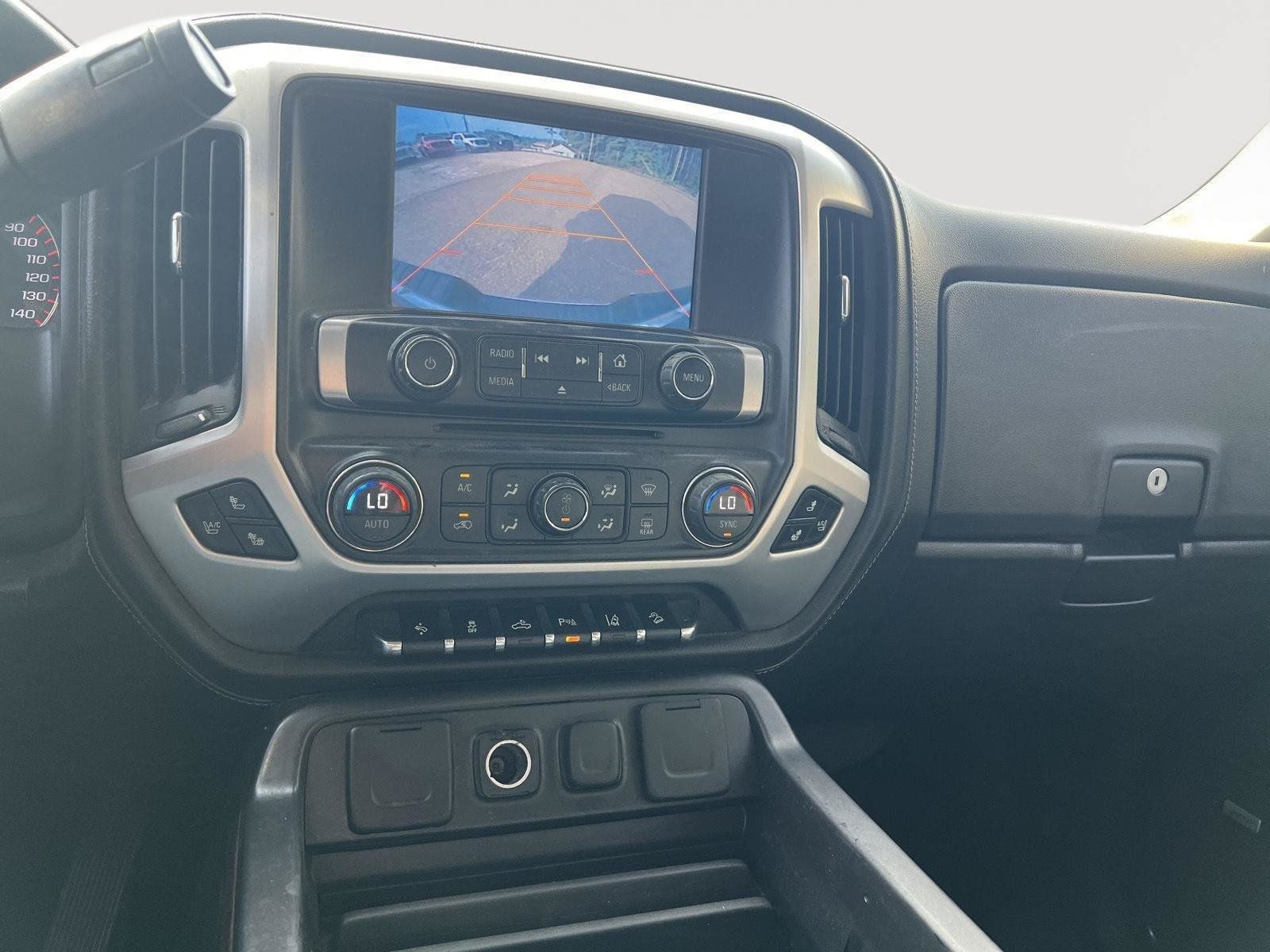 Used 2015 GMC Sierra 1500 SLT w/ SLT Crew Cab Value Package AWD/4WD image 11
