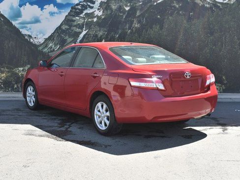 Used 2011 Toyota Camry LE w/ LE Extra-Value Pkg FWD image 9