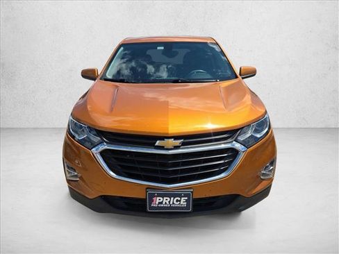 Used 2018 Chevrolet Equinox LT AWD/4WD image 2