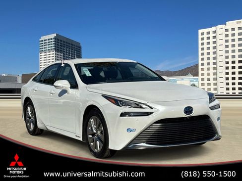 Used 2021 Toyota Mirai w/ Advanced Technology Package RWD image 1