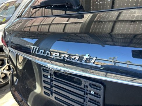 Used 2023 Maserati Levante GT image 7