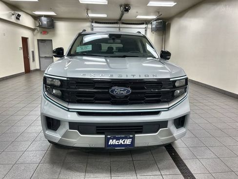 Certified 2025 Ford Expedition Max Platinum AWD/4WD image 2