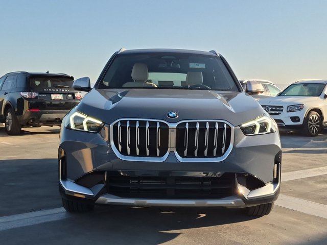 Used 2023 BMW X1 xDrive28i w/ Convenience Package AWD/4WD image 2