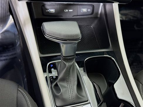 Certified 2024 Hyundai Tucson SE image 10