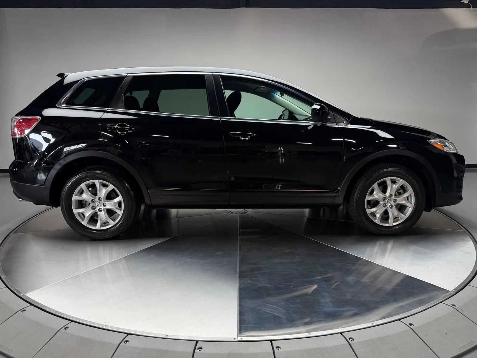 Used 2011 MAZDA CX-9 Sport FWD image 6