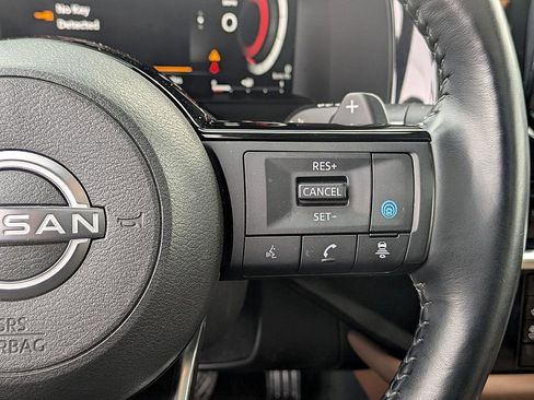 Used 2023 Nissan Pathfinder Platinum w/ Lighting Package (N93) image 19