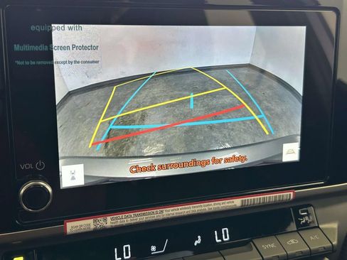 Used 2026 Toyota Camry SE FWD image 27