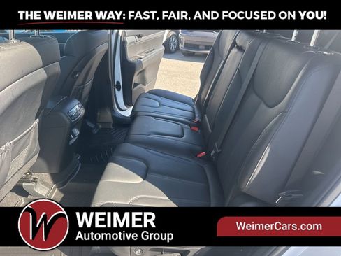 Used 2022 Hyundai Palisade SEL w/ 8P Bench Seat Package FWD image 18