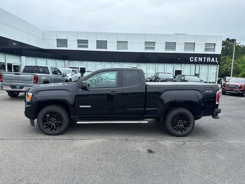 Used 2022 GMC Canyon Elevation Standard w/ Convenience Package AWD/4WD image 2