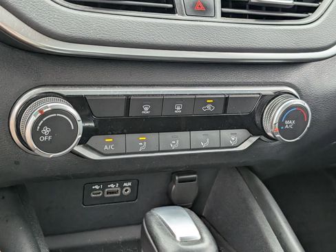 Used 2021 Nissan Altima 2.5 SR image 17