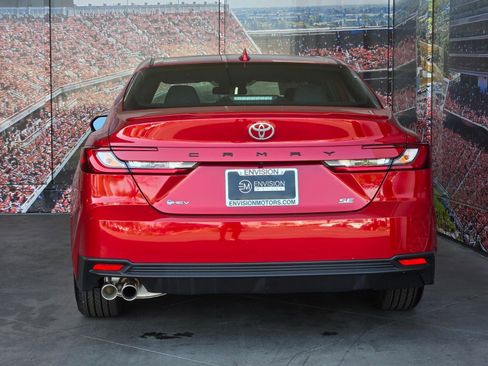 Certified 2026 Toyota Camry SE FWD image 7