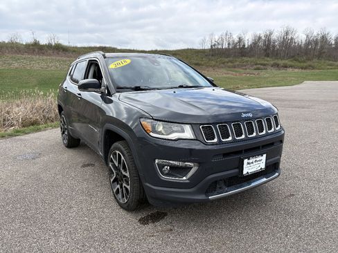 Used 2018 Jeep Compass Limited w/ Navigation Group image 7