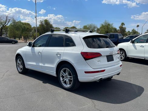 Used 2016 Audi Q5 2.0T Premium Plus w/ Technology Package image 3