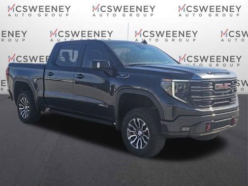 Used 2023 GMC Sierra 1500 AT4 w/ AT4 Premium Package image 7