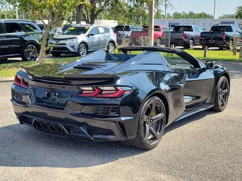 Used 2023 Chevrolet Corvette Z06 RWD image 4