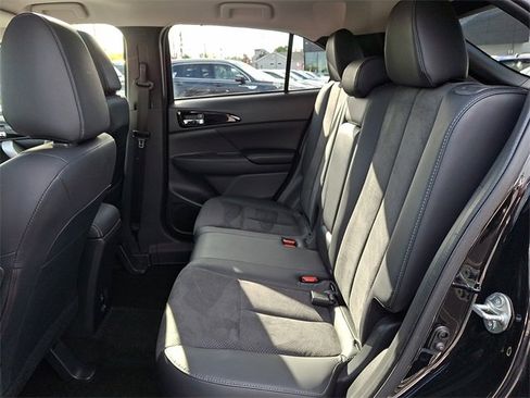 Used 2022 Mitsubishi Eclipse Cross image 10