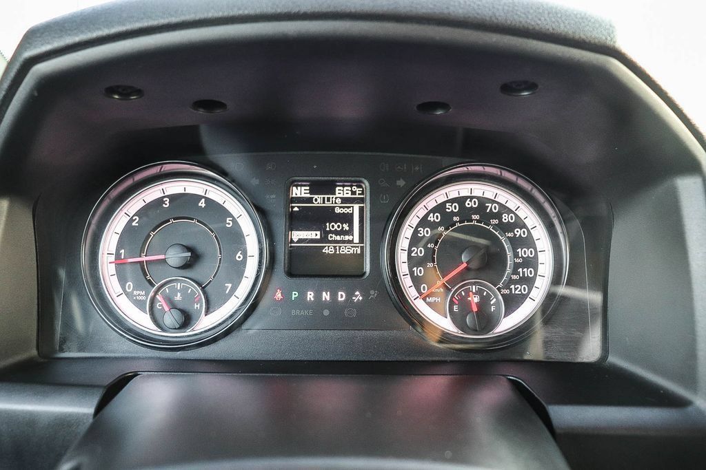 Used 2024 RAM 1500 Warlock RWD image 25