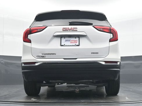Used 2021 GMC Terrain SLT w/ Infotainment Package II AWD/4WD image 29
