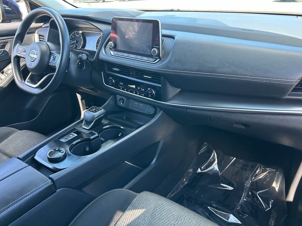 Certified 2024 Nissan Rogue SV AWD/4WD image 12