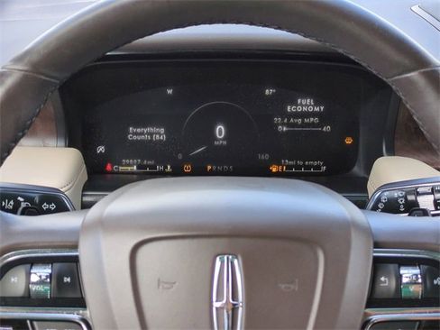 Used 2022 Lincoln Nautilus Reserve w/ Equipment Group 201A image 26