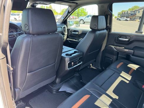 Used 2021 GMC Sierra 1500 AT4 w/ AT4 Premium Package AWD/4WD image 30