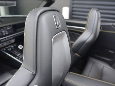 Certified 2021 Porsche 911 Turbo S AWD/4WD image 17