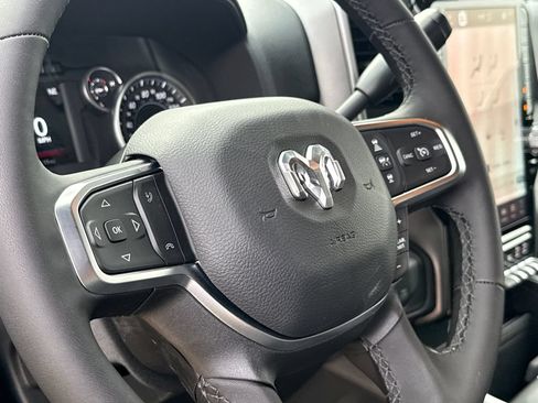New 2026 RAM 3500 Big Horn AWD/4WD image 29