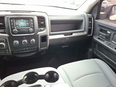Used 2019 RAM 1500 Express w/ Express Value Package image 16