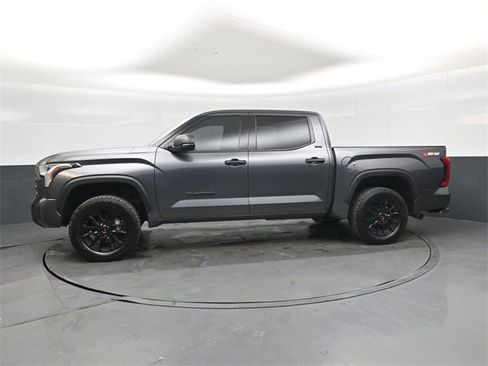 Used 2022 Toyota Tundra SR5 image 7